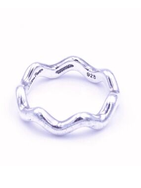 Tiffany & Co. Paloma Picasso Zig Zag Ring Sterling Silver